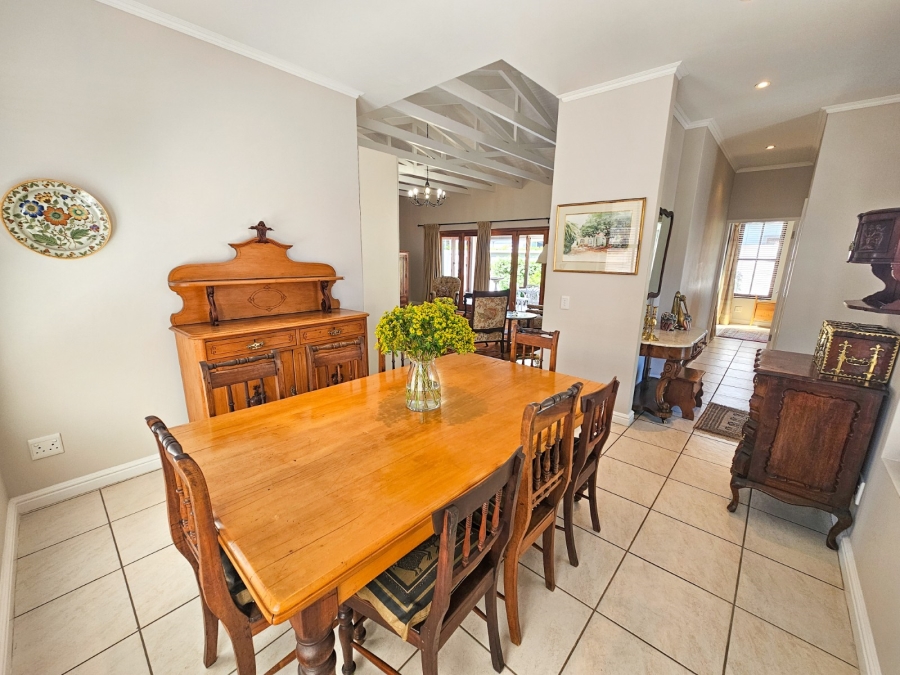 2 Bedroom Property for Sale in Whale Rock Gardens Western Cape